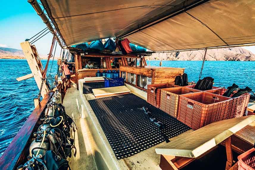 Jaya-Liveaboard-Indonesia-c